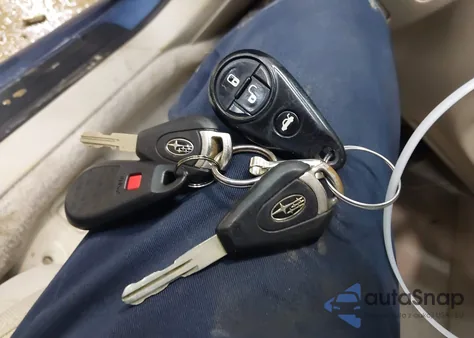 2007 Subaru Legacy 2.5I из США, поврежденный, VIN 4S3BL616677210027